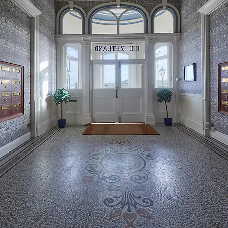 Ground Floor Private Parking Centre Apartment Saltburn-by-the-Sea